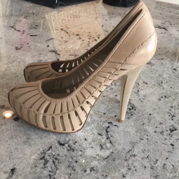 Bcbgeneration heels - Picture 3 of 4